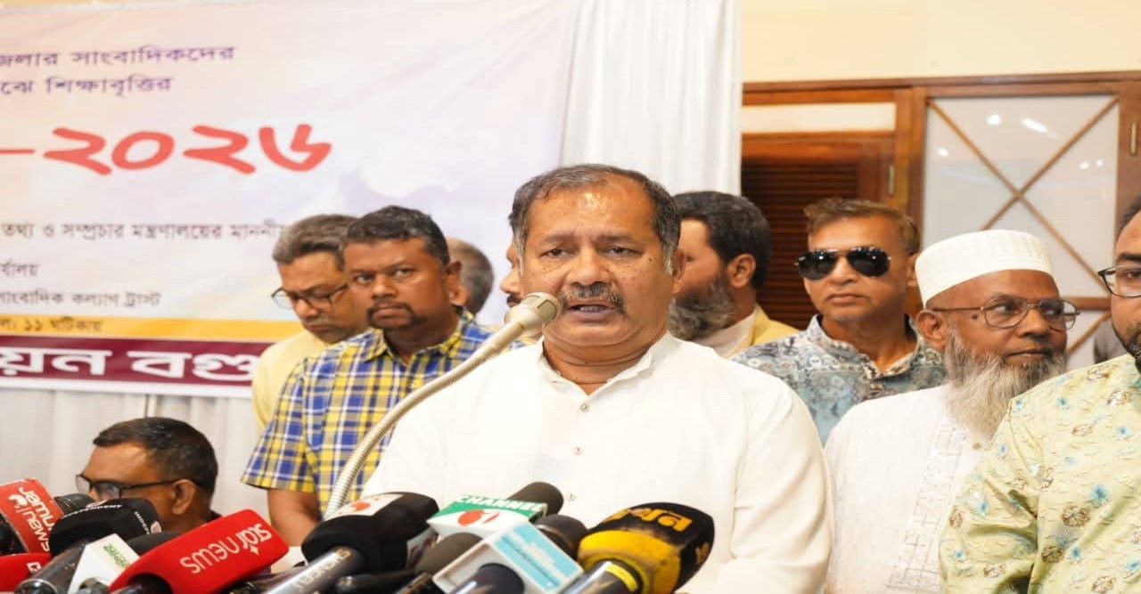 ১৭ বছর বগুড়াবাসীকে ন্যায্য অধিকার থেকে বঞ্চিত করা হয়েছে : তথ্যমন্ত্রী
