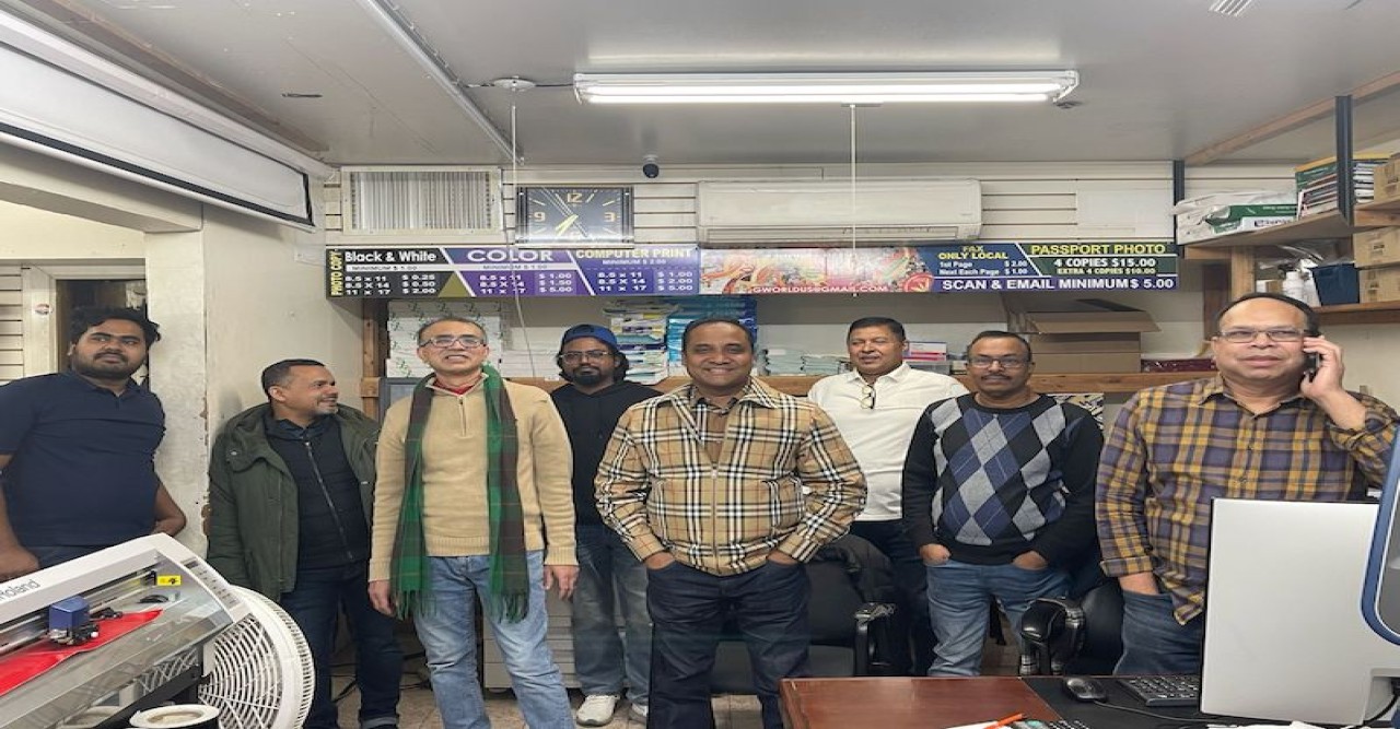জ্যাকসন হাইটস এলাকাবাসী নিয়ে গানের প্রিমিয়ার অনুষ্ঠিত