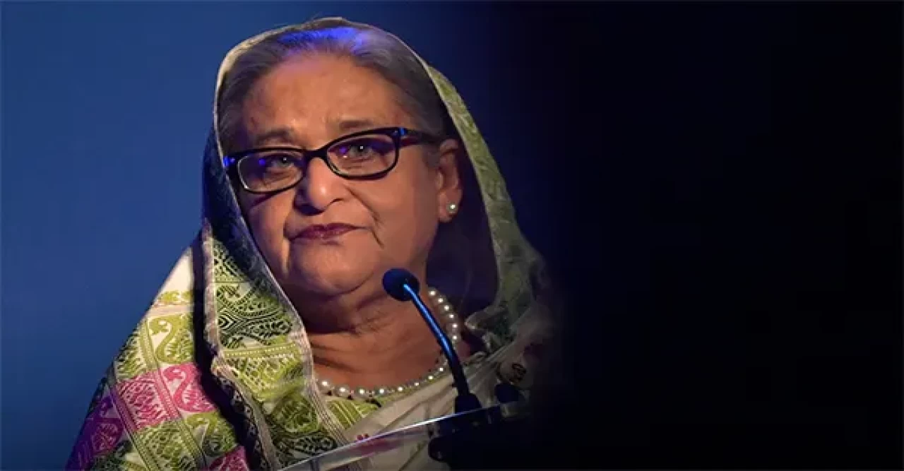 আওয়ামী লীগে বিভক্তি চ্যালেঞ্জের মুখে হাসিনা