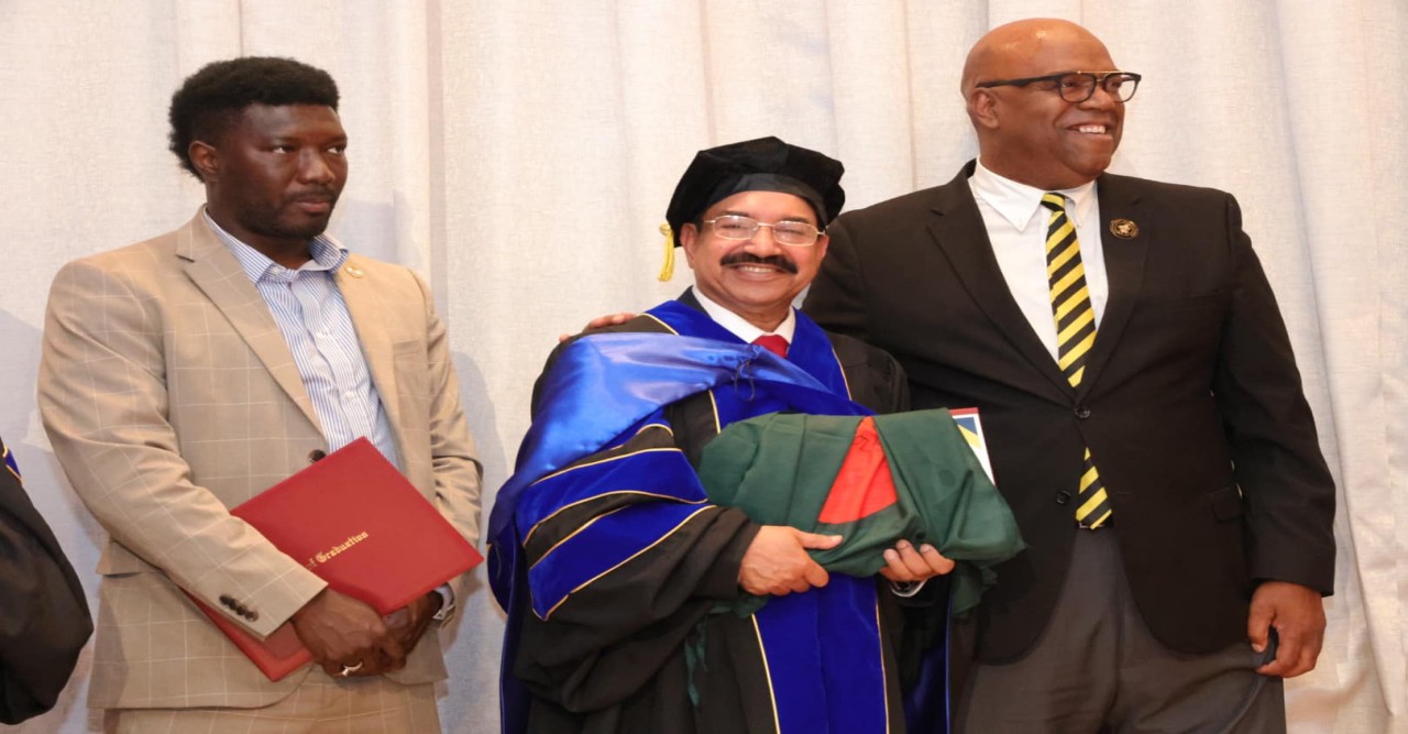 বিশ্বশান্তিতে অবদান রাখায় সম্মানসূচক ডক্টরেট পেলেন আবু জাফর মাহমুদ