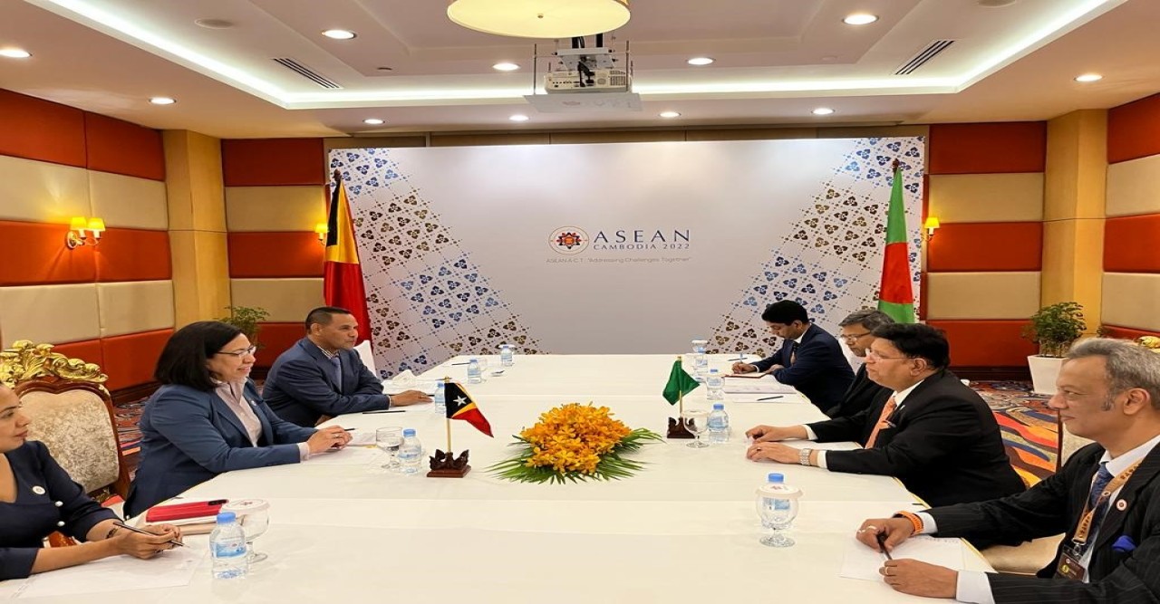 Foreign Minister Dr. Momen calls on Foreign Minister of Brunei Darussalam in Phnom Penh