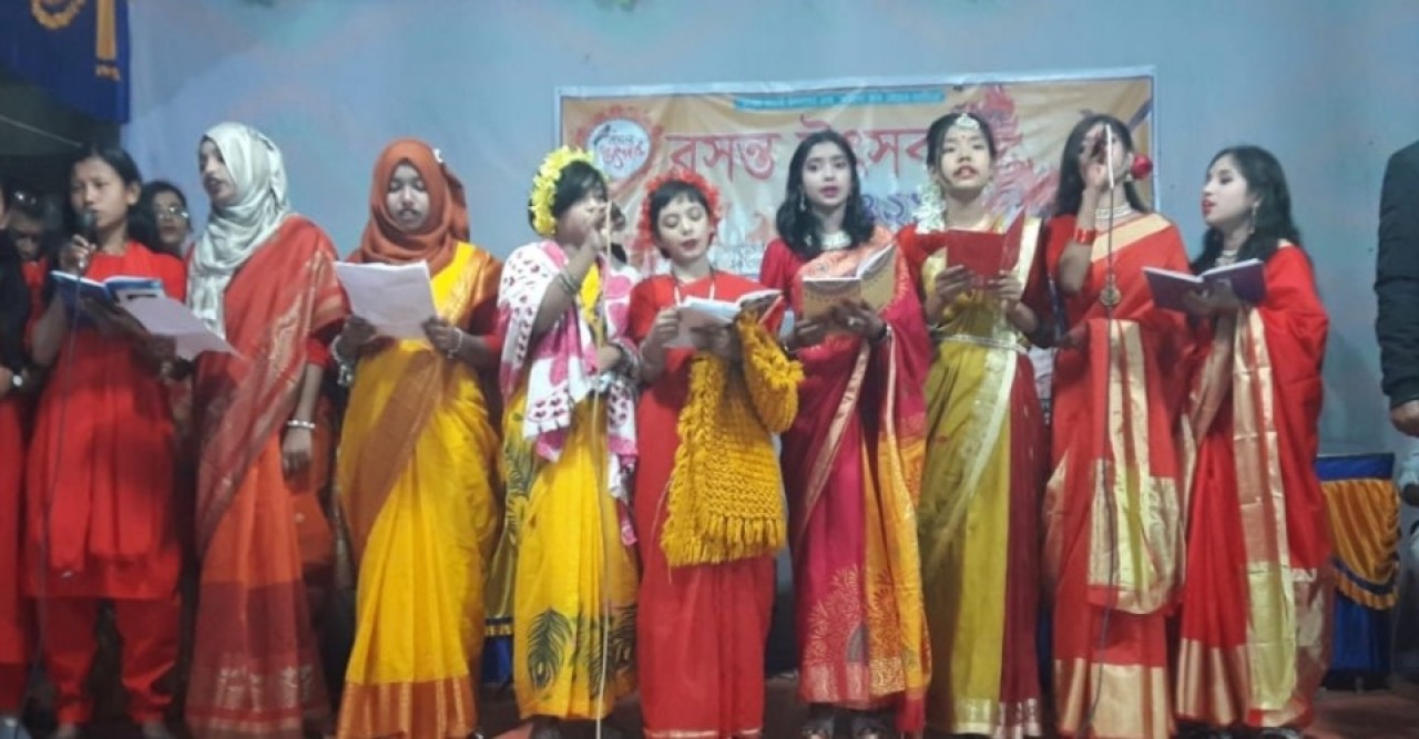 রাণীশংকৈলে ষড়জ শিল্পী গোষ্ঠীর আয়োজনে বসন্ত উৎসব অনুষ্ঠিত