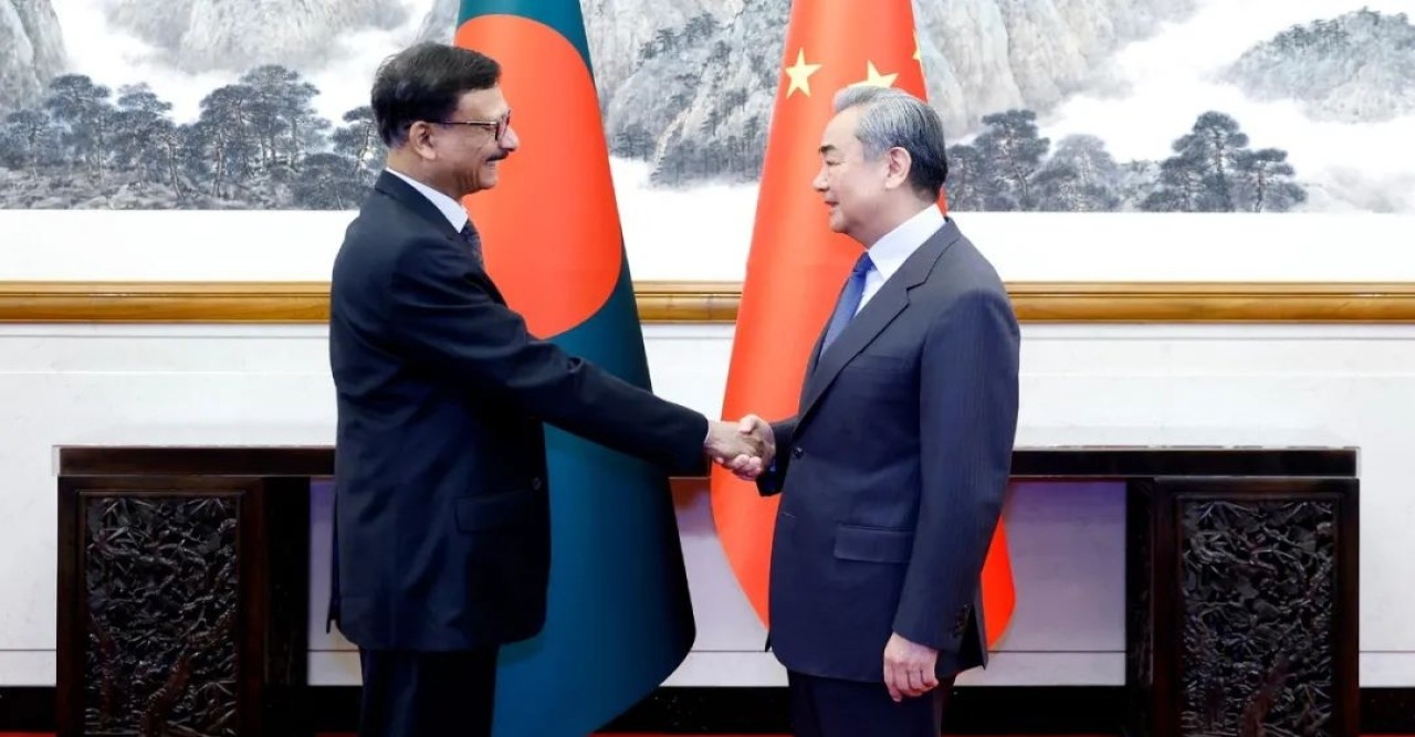 দু’দেশের সম্পর্ক উন্নয়ন নতুন সুযোগের মুখোমুখি হচ্ছে: ওয়াং ই