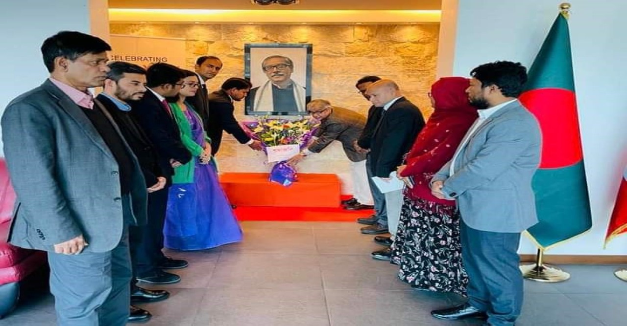 যথাযোগ্য মর্যাদায় বাংলাদেশ দূতাবাস, রোমে জাতির পিতা বঙ্গবন্ধু শেখ মুজিবুর রহমানের স্বদেশ প্রত্যাবর্তন দিবস- ২০২৩ উদযাপন