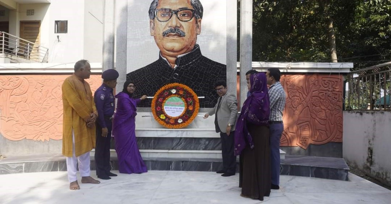 গাইবান্ধার গোবিন্দগন্জ উপজেলা পরিদর্শন করলেন রংপুর বিভাগীয় কমিশনার ( অতিরিক্ত সচিব ) - হাবিবুর রহমান।