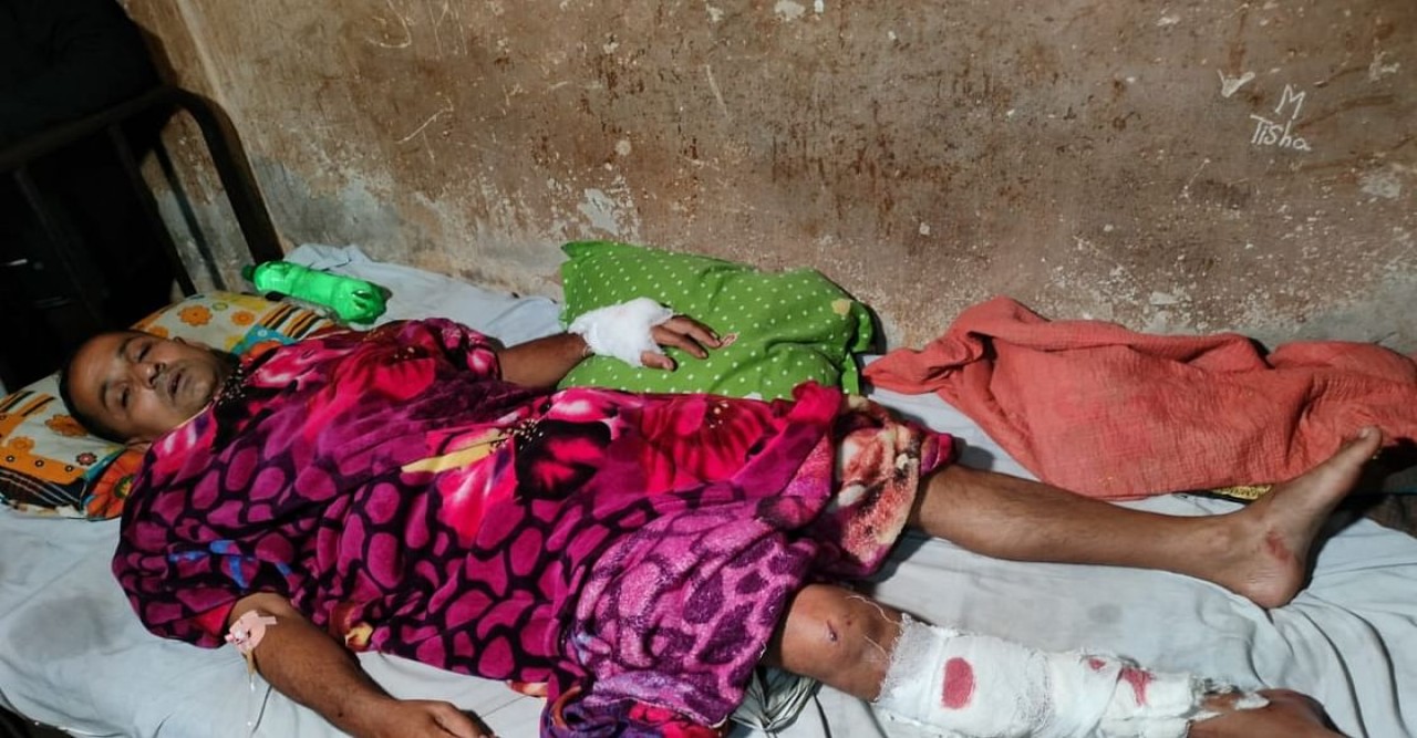 সাকিবের পক্ষে মিছিল করায় আওয়ামী লীগ নেতাকে হাতুড়িপেটা