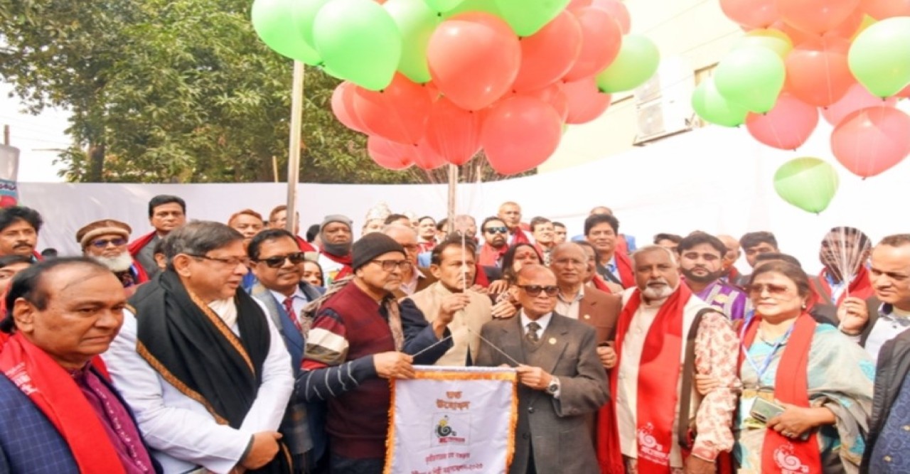 বগুড়ায় দুই দিনব্যাপী ৩য় গুণীজন ও শিল্পী মহাসম্মেলন
