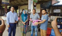 আক্কেলপুর রেল স্টেশনে, নষ্ট ফ্যানের ভোগান্তি শেষ, স্বস্তি দিলেন এক যাত্রী