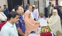 বগুড়ায় শ্রেষ্ঠ কৃতী শিক্ষার্থীদের সংবর্ধনা প্রদান