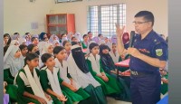ইভটিজিং, আত্মহত্যা, বাল্যবিবাহ ও মাদক বিরোধী বিষয়ক আলোচনা সভায় আদমদীঘি থানার ওসি