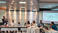 বিদেশফেরত বেশির ভাগ প্রবাসী মানসিক যন্ত্রণায় ভুগছেন