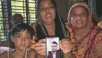 'তারে কেনো গুলি করে মারলো, সে তো আন্দোলনে যায় নাই'