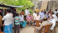 নদিয়ার গ্রামে একমাত্র হিন্দু মহিলার মৃত্যু ঘোষণা মসজিদে, মঞ্জুশ্রীকে কাঁধ দিলেন রহমানেরা