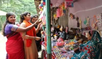 বগুড়ায় বউ মেলায় নারীদের ঢল