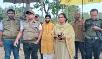 কক্সবাজারে পাহাড় ধসের আশঙ্কা, সরে যেতে মাইকিং