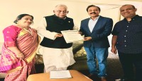 প্রবাসী বাংলাদেশী ফোরামের ১২ দফা দাবী সমস্যা সমাধানে স্বরাষ্ট্রমন্ত্রীর কাছে স্বারকলিপি পেশ