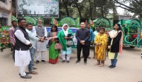 আদমদীঘিতে উন্নয়ন সহায়তা ভর্তুকিতে ধান মাড়াই যন্ত্র বিতরণ