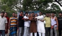 ছোট আখিড়া গ্রামে বার্ষিক ক্রীড়া প্রতিযোগিতা  ও লাঠি খেলা এবং পাতা খেলা মেলা অনুষ্টিত হয়েছে