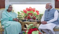 ‘কোনও মন্তব্য নয়’, হাসিনার প্রত্যর্পণ দাবিতে ‘ধীরে চলো’ নীতি ভারতের হাসিনাকে