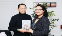 সাগরের গল্প- ভ্রমন কাহিনী নির্ভর উপন্যাস বলা যায় এই বইটিকে