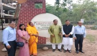 টি এমএসএস মেঠো সুর সঙ্গীত শিল্পী অন্বেষণ" তুমি গায়ক" বিজয়ীদের পুরস্কার বিতরণ